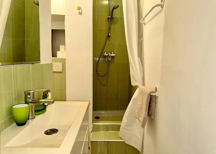 Appartement Gallieni - Cozy In Center *